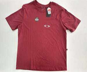 Camisa Surf Premium Fio 30.1 Oakley Vinho tamanho M