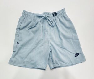 Bermuda de Linho Azul Claro Nike Tamanho M