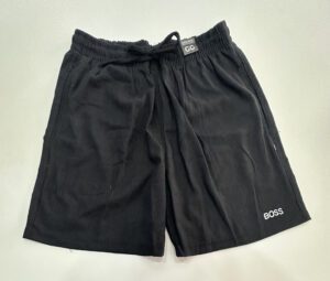 Bermuda de Linho Preto Hugo Boss Tamanho GG